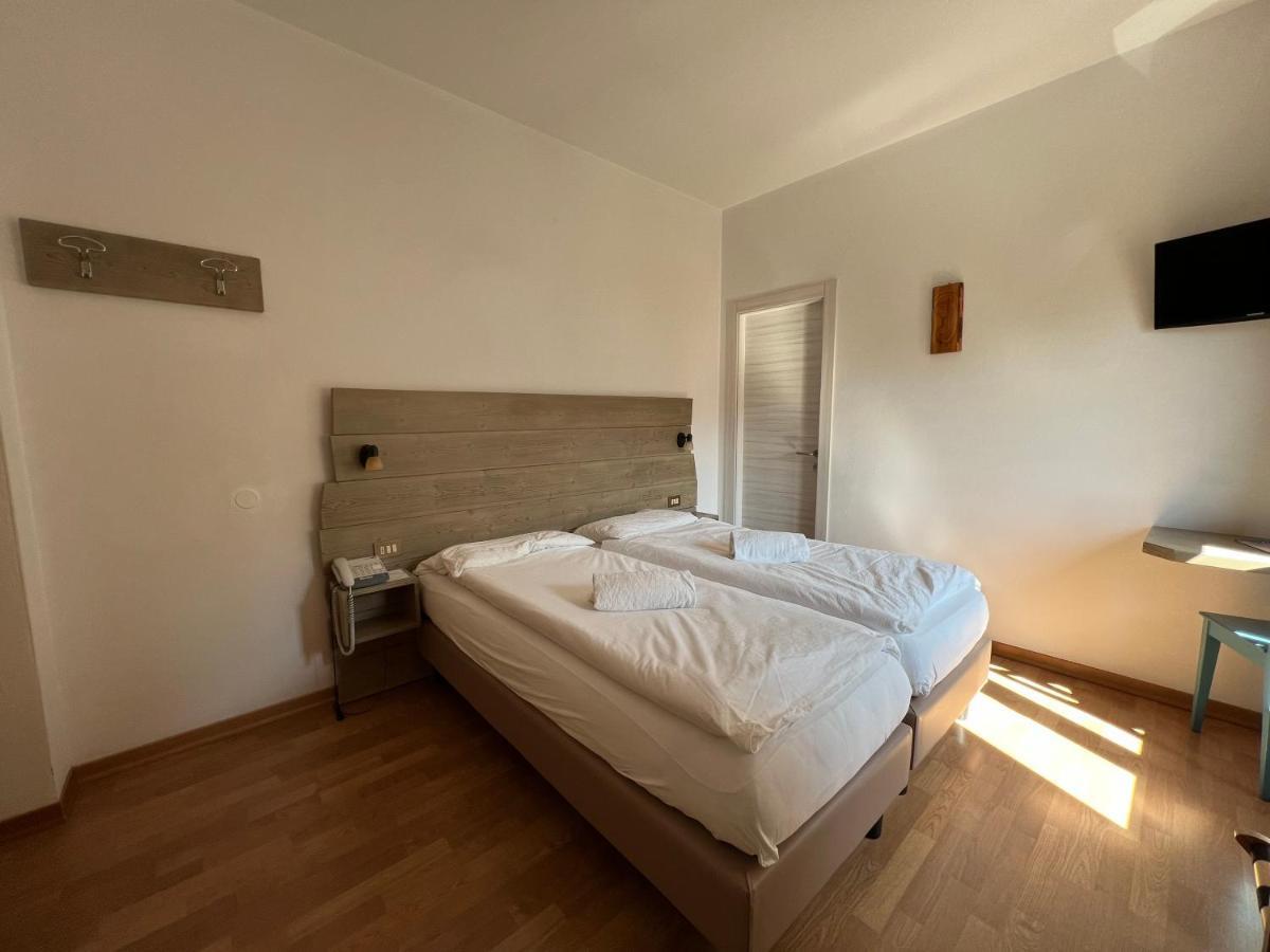 Hotel D'La Varda Di Topran D'Agata Paolo &C Sas Padola Luaran gambar