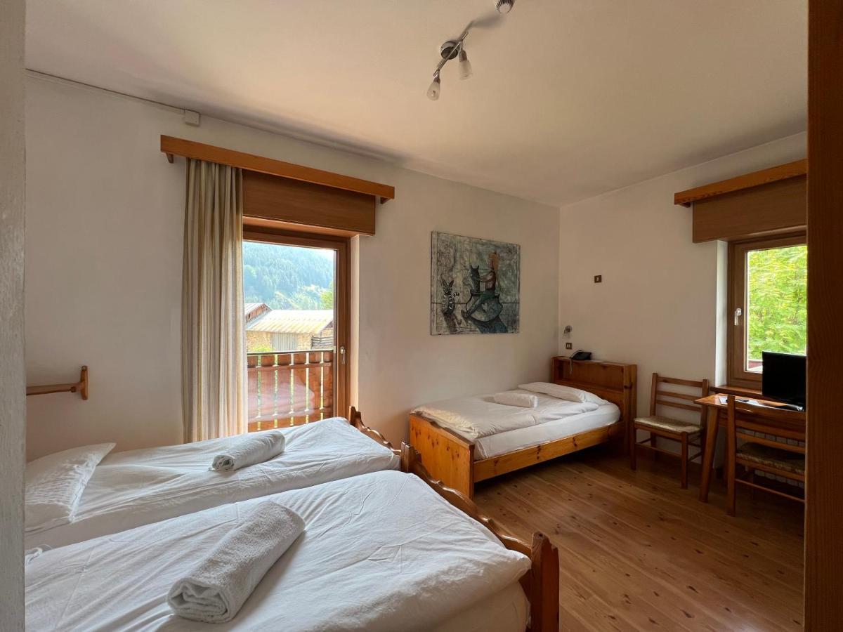 Hotel D'La Varda Di Topran D'Agata Paolo &C Sas Padola Luaran gambar
