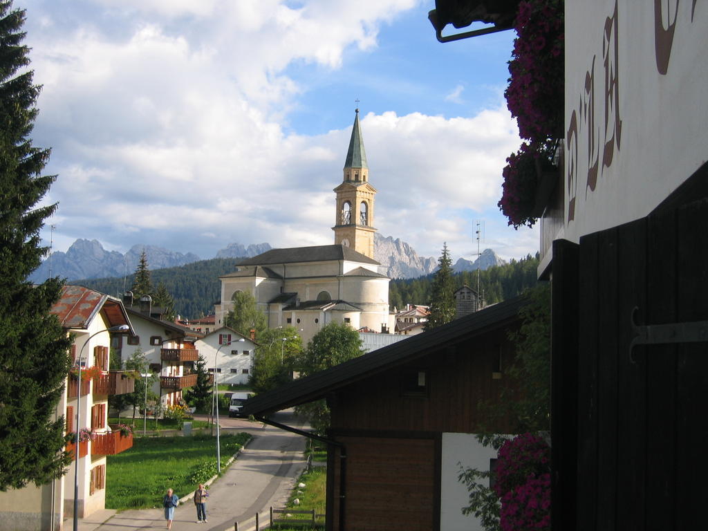 Hotel D'La Varda Di Topran D'Agata Paolo &C Sas Padola Bilik gambar