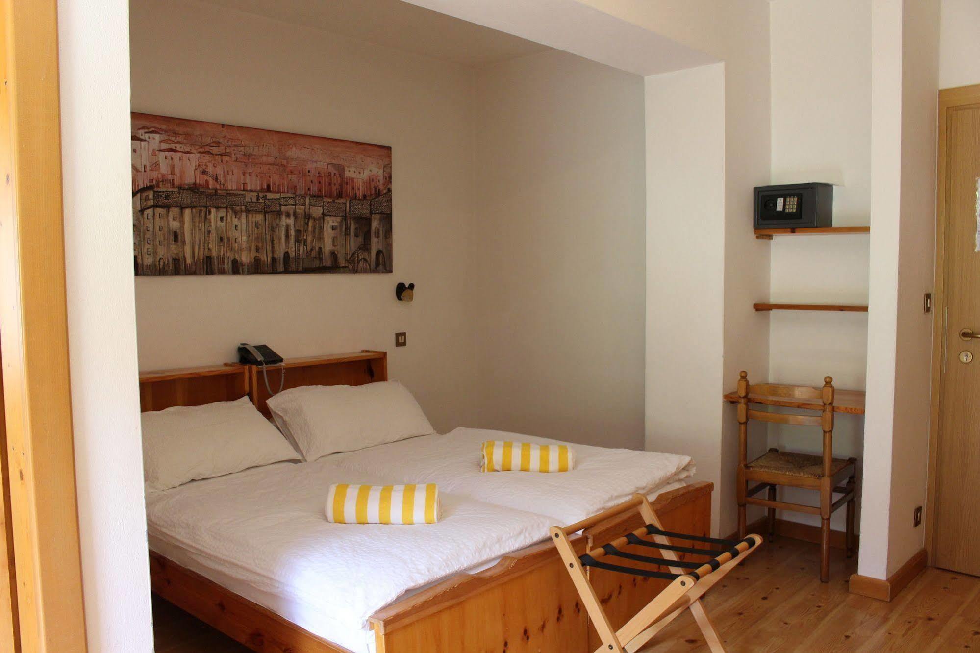 Hotel D'La Varda Di Topran D'Agata Paolo &C Sas Padola Luaran gambar